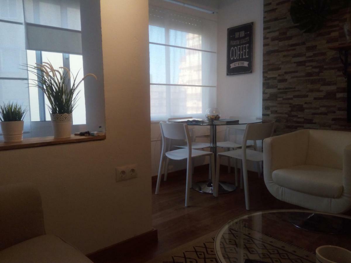 Apartment Triana To Sevilla ภายนอก รูปภาพ