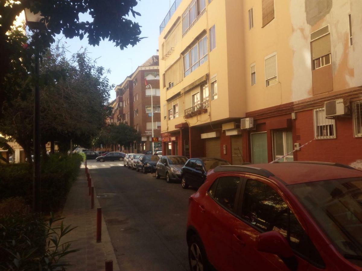 Apartment Triana To Sevilla ภายนอก รูปภาพ